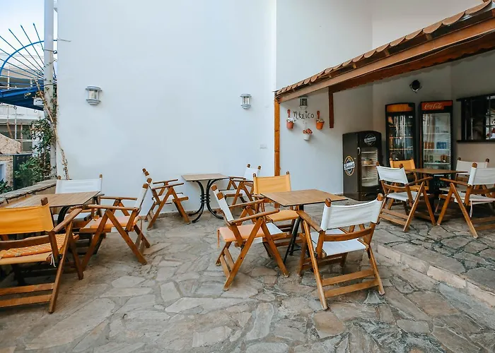 Patio Ξενοδοχείο 3*