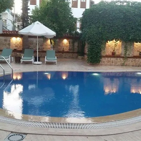 Patio 3* Antalya
